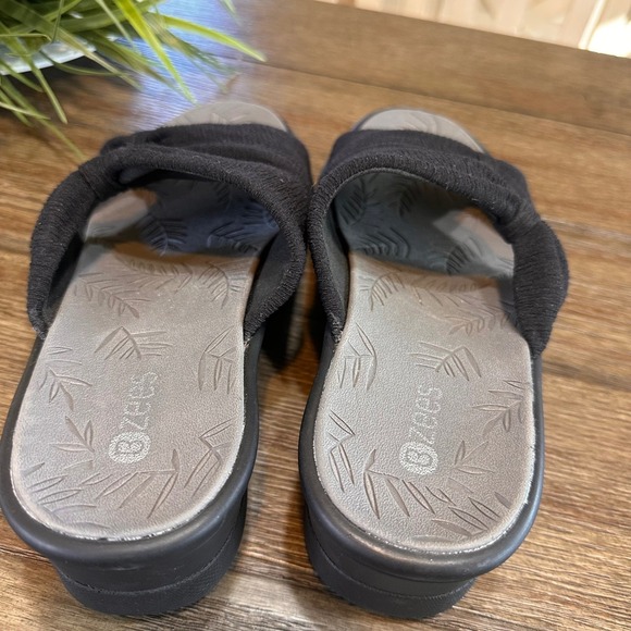 Bzees Black Smile More Bow Wedge Sandals Women 9.5 Slides Summer Slip On Shoes - Picture 7 of 10